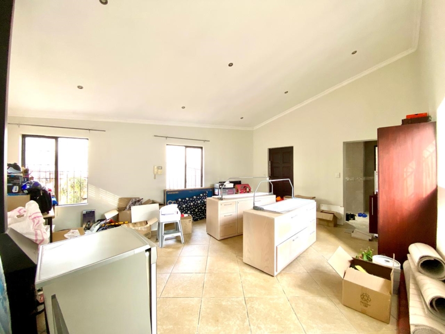 To Let 3 Bedroom Property for Rent in Hurlingham Manor Gauteng