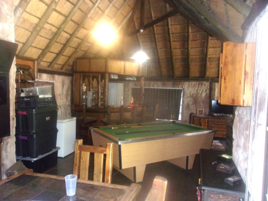 6 Bedroom Property for Sale in Dersley Gauteng