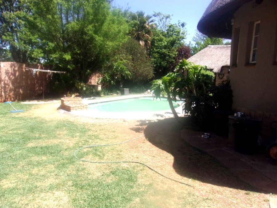 6 Bedroom Property for Sale in Dersley Gauteng