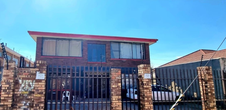 2 Bedroom Property for Sale in La Rochelle Gauteng