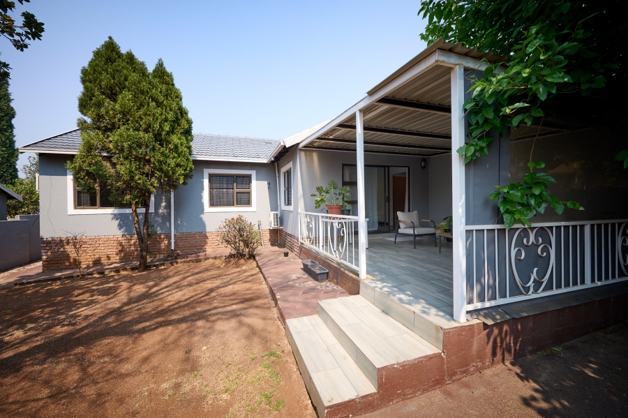 2 Bedroom Property for Sale in Noordwyk Gauteng