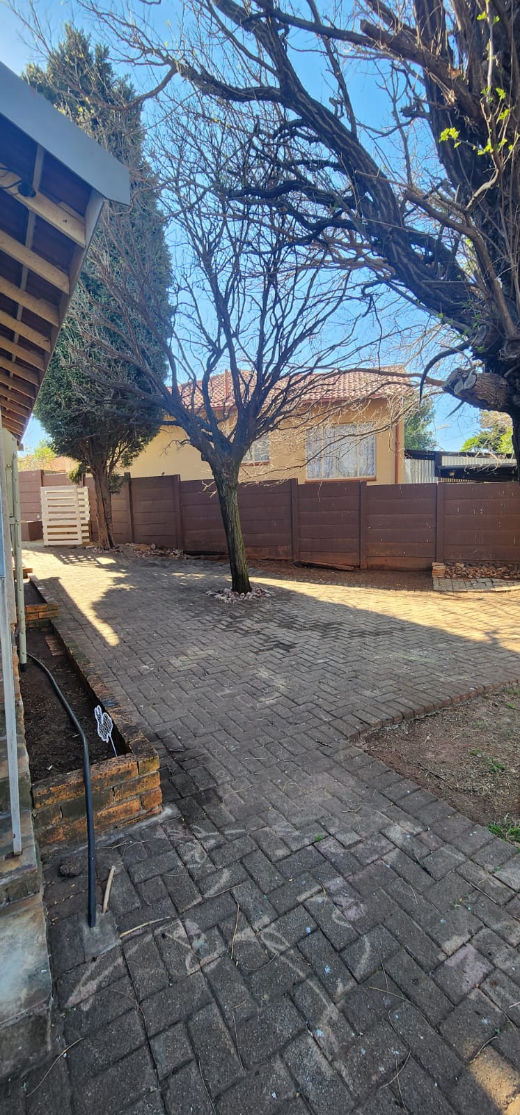 3 Bedroom Property for Sale in Kenmare Gauteng