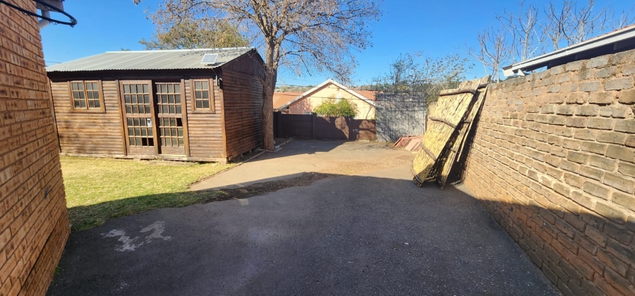 3 Bedroom Property for Sale in Kenmare Gauteng