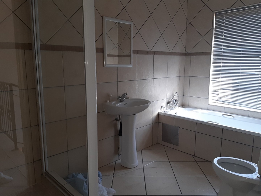 To Let 3 Bedroom Property for Rent in Noordheuwel Gauteng