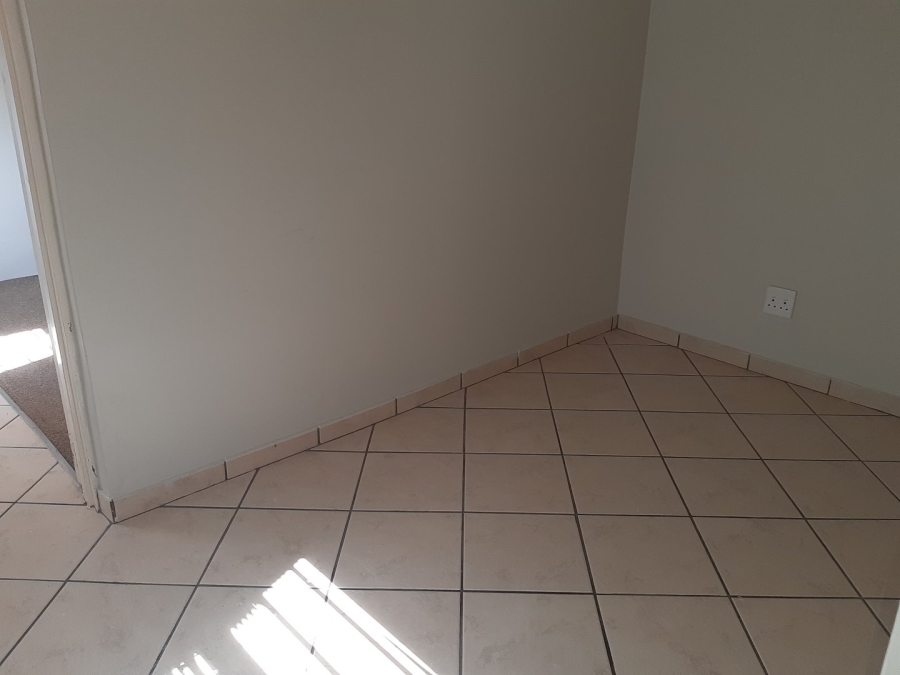 To Let 3 Bedroom Property for Rent in Noordheuwel Gauteng