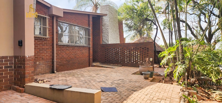 4 Bedroom Property for Sale in Pretoria North Gauteng