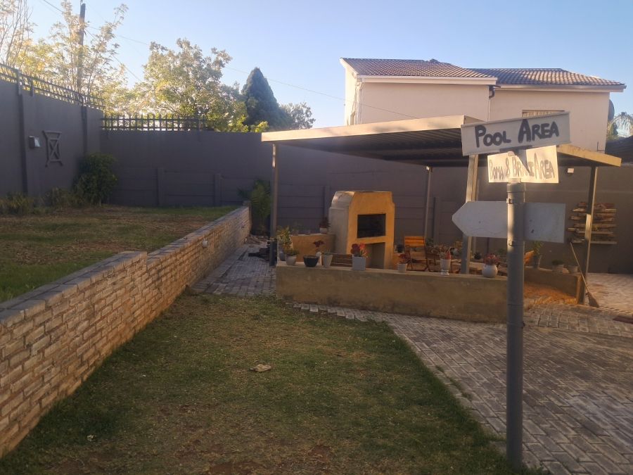 To Let 2 Bedroom Property for Rent in Randpark Ridge Gauteng