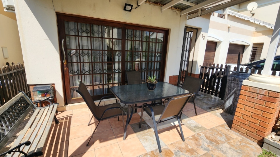 2 Bedroom Property for Sale in Montana Tuine Gauteng