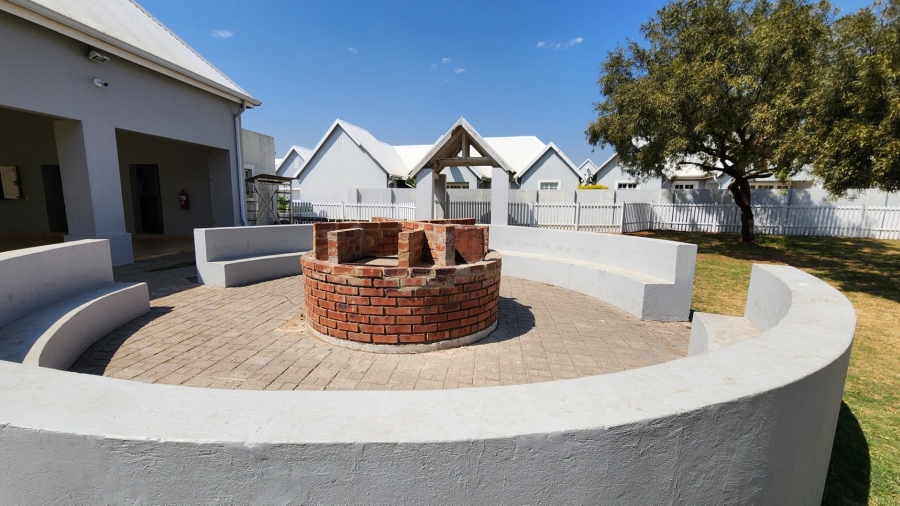 2 Bedroom Property for Sale in Montana Tuine Gauteng