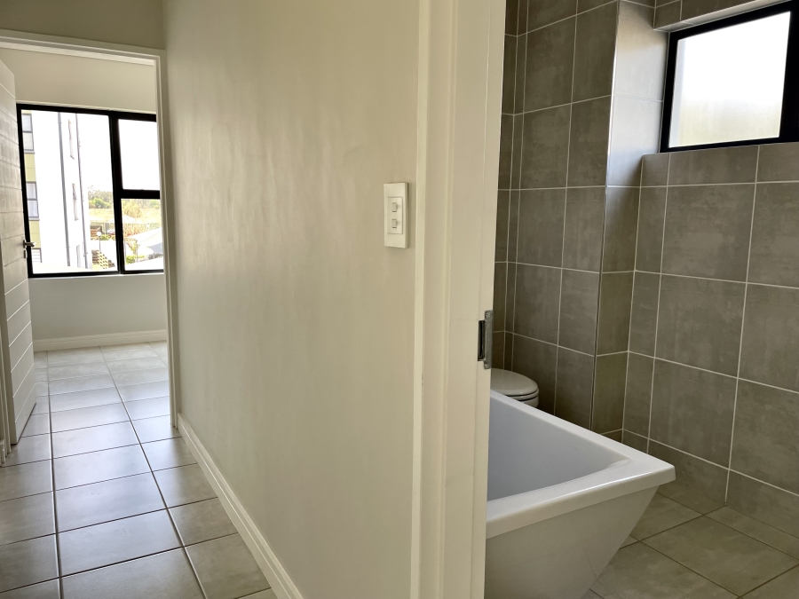 To Let 3 Bedroom Property for Rent in Moreleta Park Gauteng