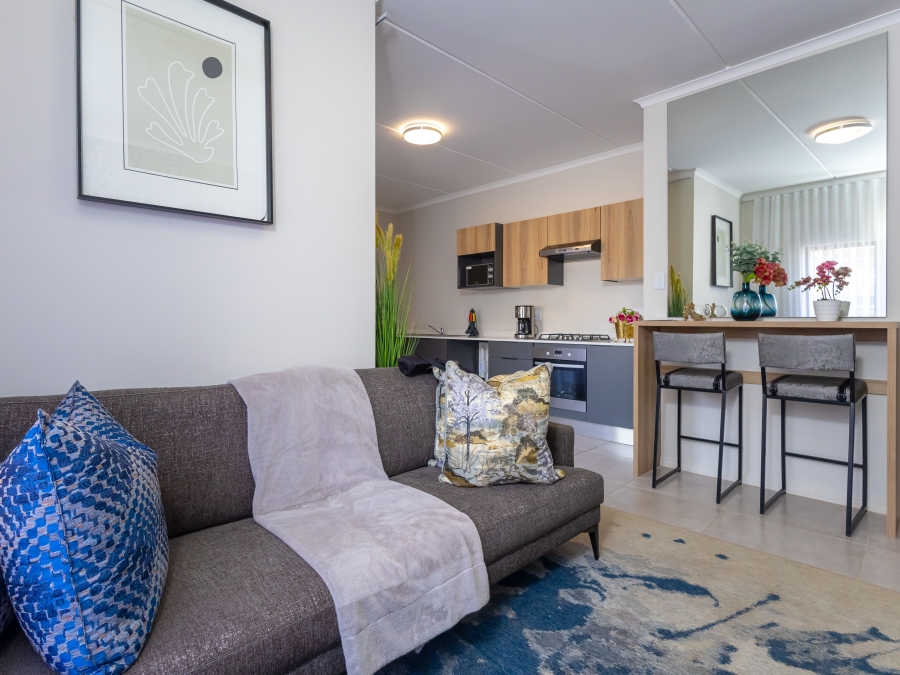 2 Bedroom Property for Sale in Erand Gardens Gauteng