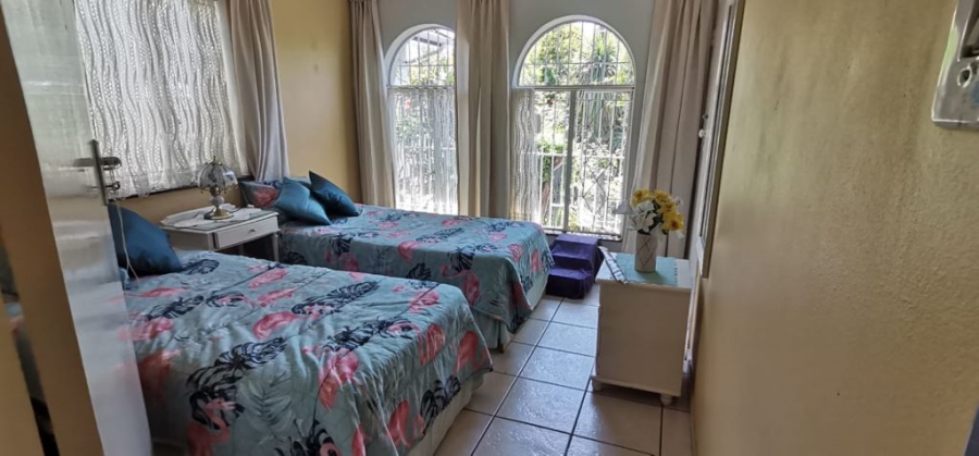 3 Bedroom Property for Sale in Brackendowns Gauteng