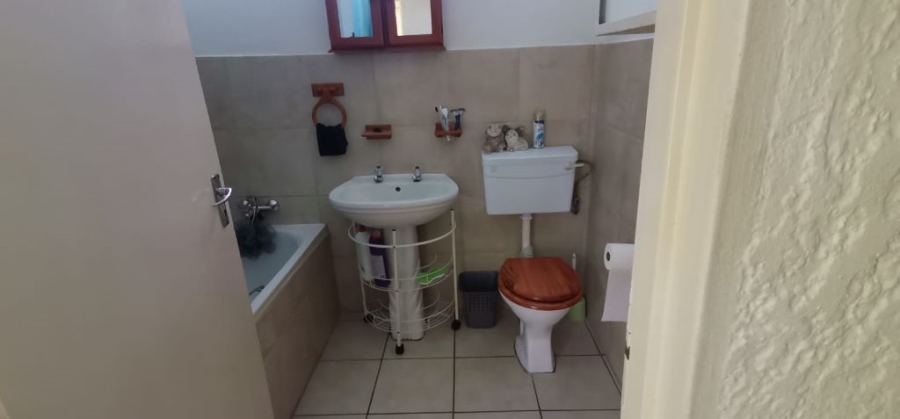 3 Bedroom Property for Sale in Brackendowns Gauteng