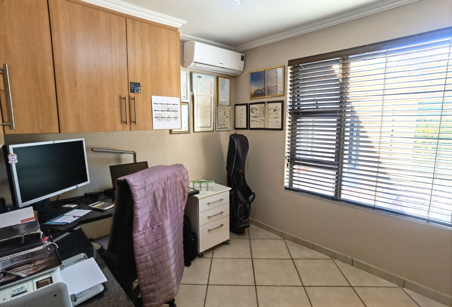 3 Bedroom Property for Sale in Copperleaf Estate Gauteng