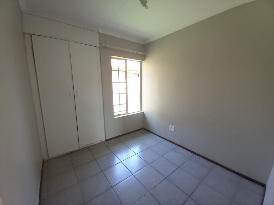 3 Bedroom Property for Sale in Glen Marais Gauteng