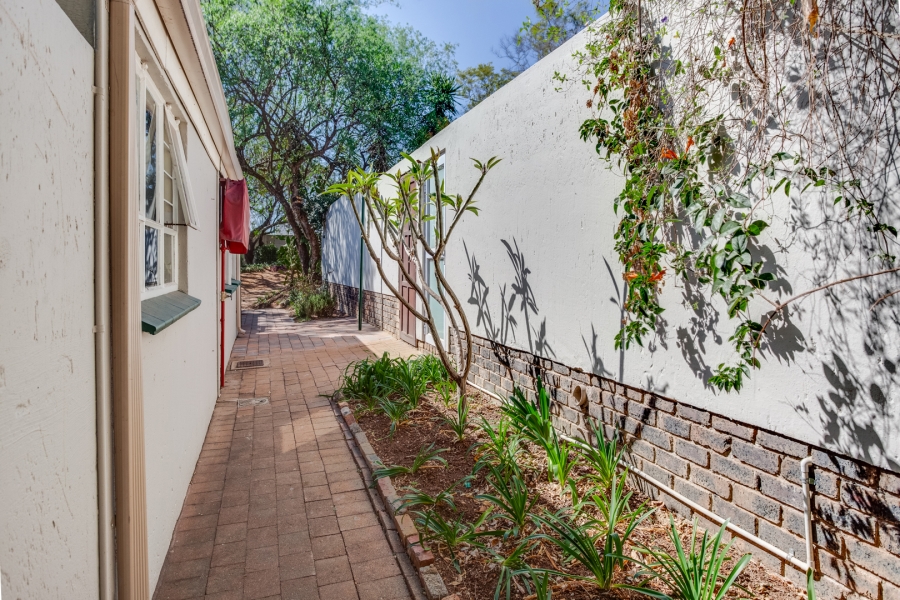 3 Bedroom Property for Sale in Lonehill Gauteng