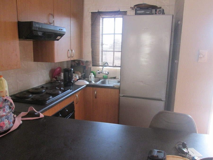 2 Bedroom Property for Sale in Ravensklip Gauteng