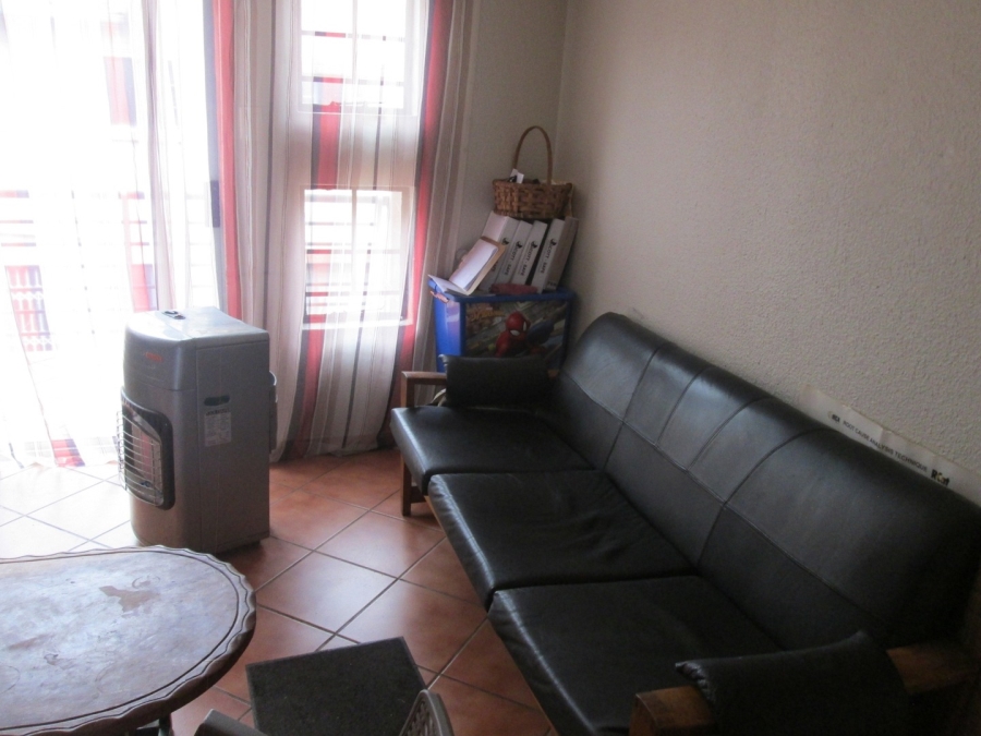 2 Bedroom Property for Sale in Ravensklip Gauteng