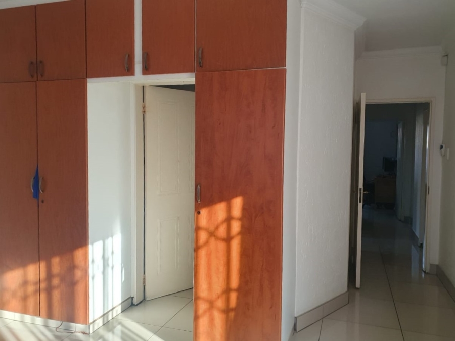 To Let 3 Bedroom Property for Rent in Beyers Park Gauteng