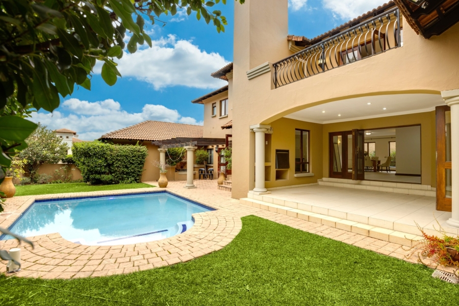 5 Bedroom Property for Sale in Dainfern Golf Estate Gauteng