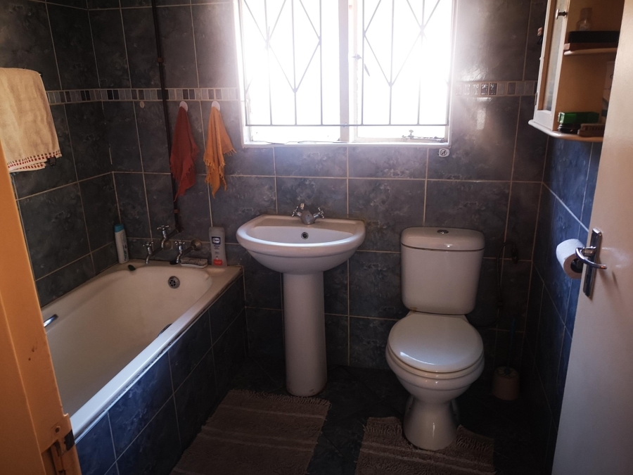 3 Bedroom Property for Sale in Birch Acres Gauteng