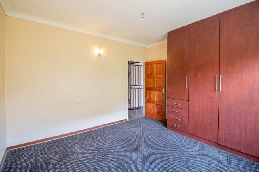 9 Bedroom Property for Sale in Bredell Gauteng