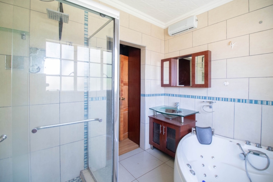 9 Bedroom Property for Sale in Bredell Gauteng