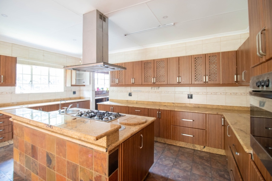 9 Bedroom Property for Sale in Bredell Gauteng