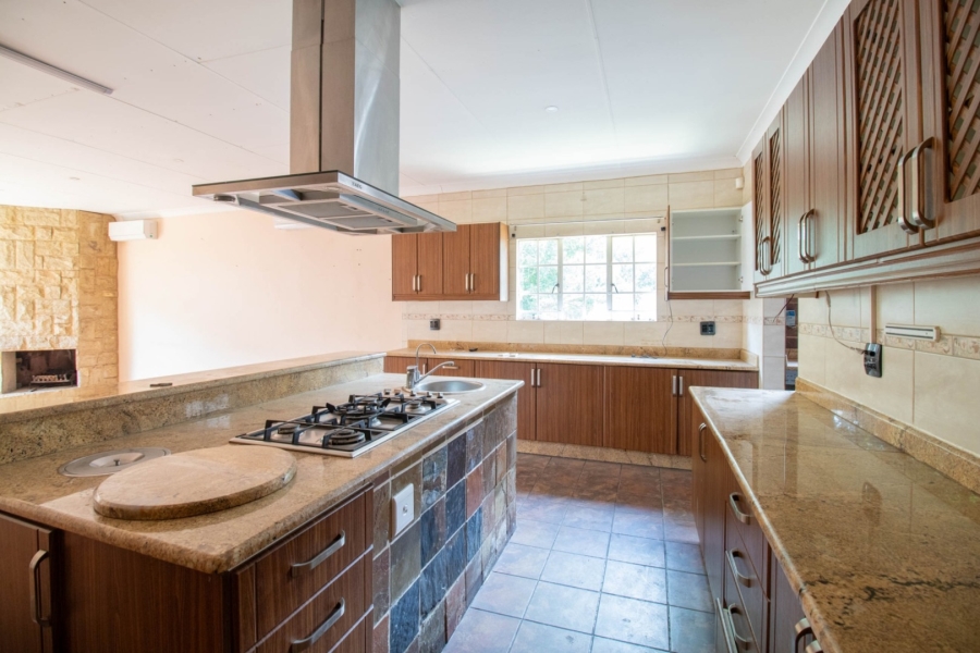 9 Bedroom Property for Sale in Bredell Gauteng