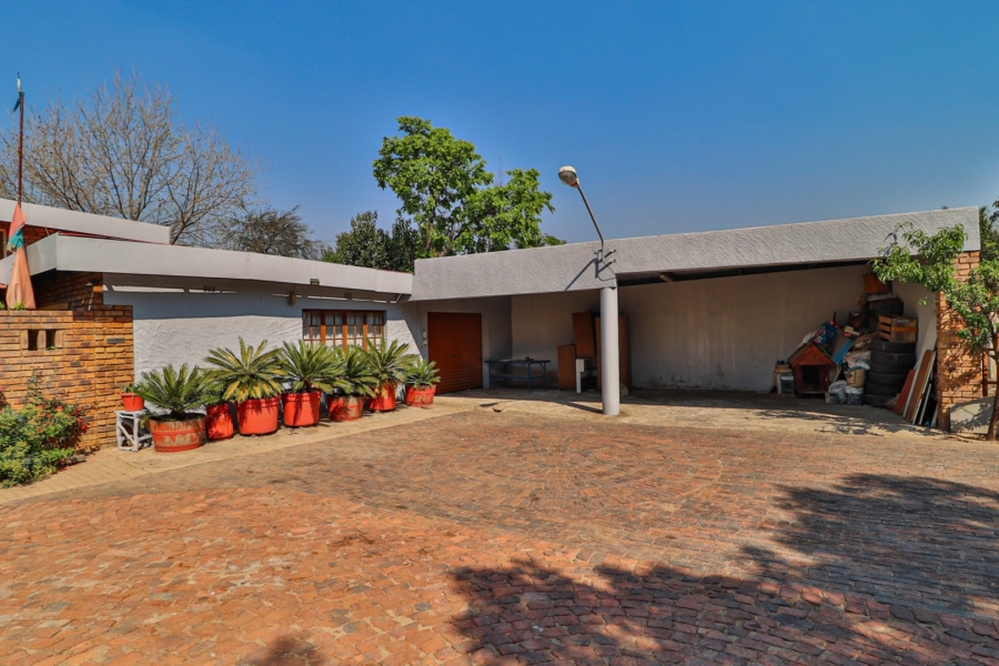 3 Bedroom Property for Sale in Van Riebeeck Park Gauteng