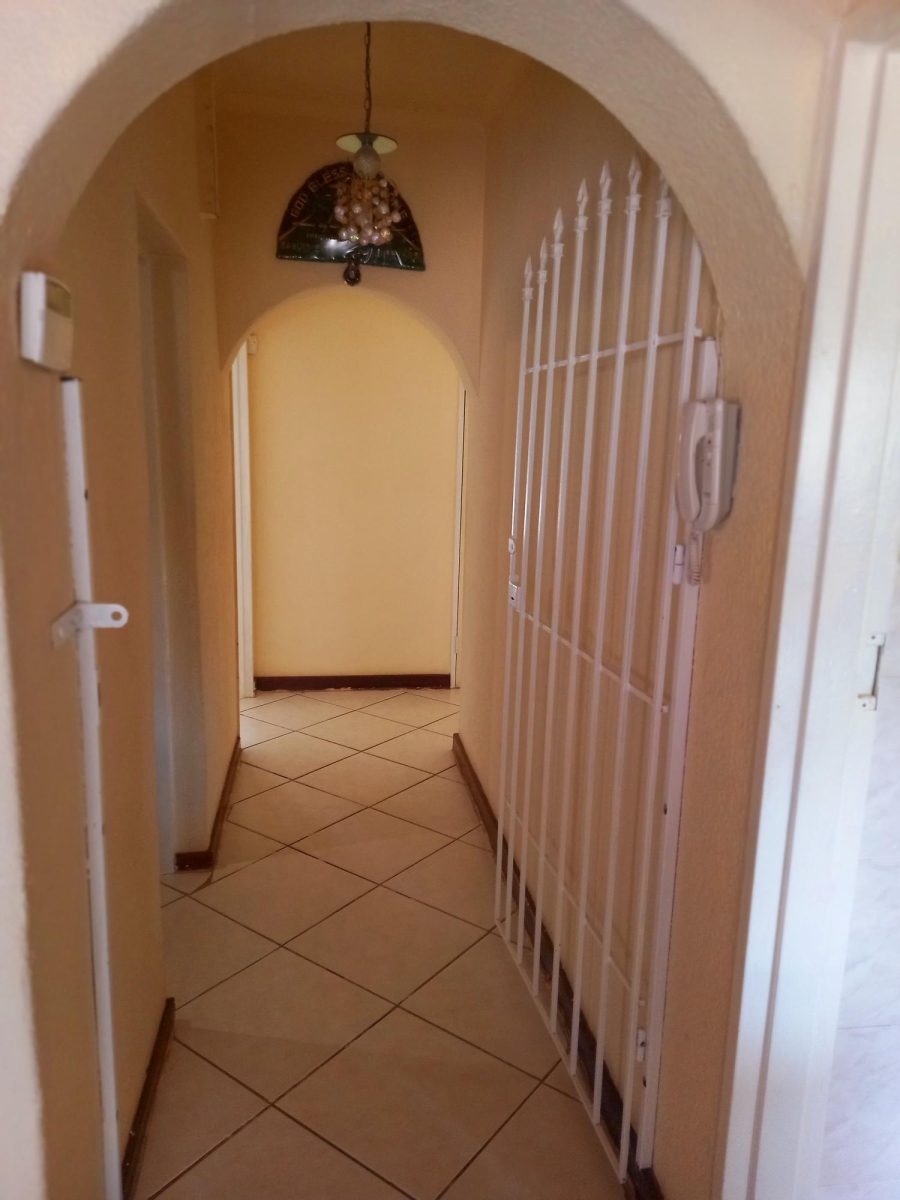 4 Bedroom Property for Sale in Birchleigh North Gauteng