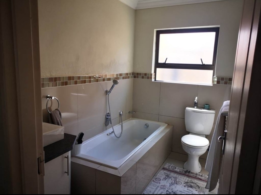 3 Bedroom Property for Sale in Terenure Gauteng