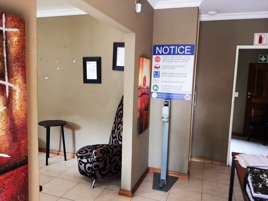 7 Bedroom Property for Sale in Bredell Gauteng