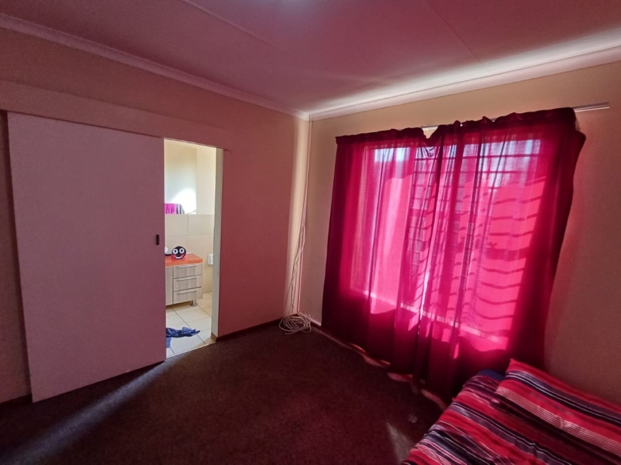 3 Bedroom Property for Sale in Terenure Gauteng