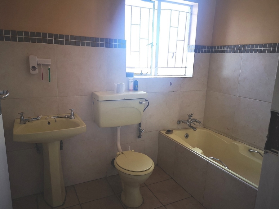 3 Bedroom Property for Sale in Birchleigh North Gauteng