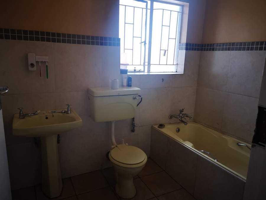 3 Bedroom Property for Sale in Birchleigh North Gauteng