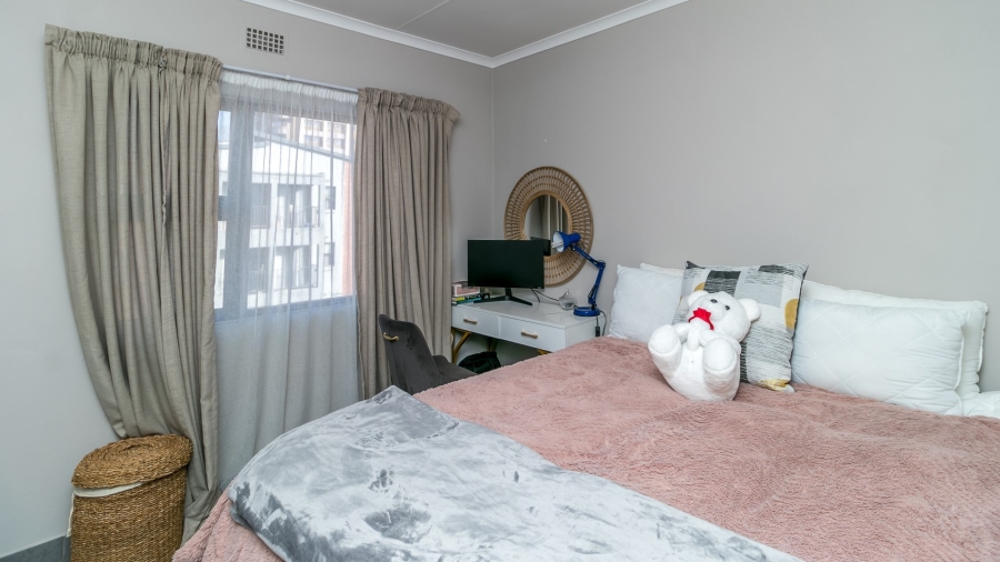 2 Bedroom Property for Sale in Grand Central Gauteng