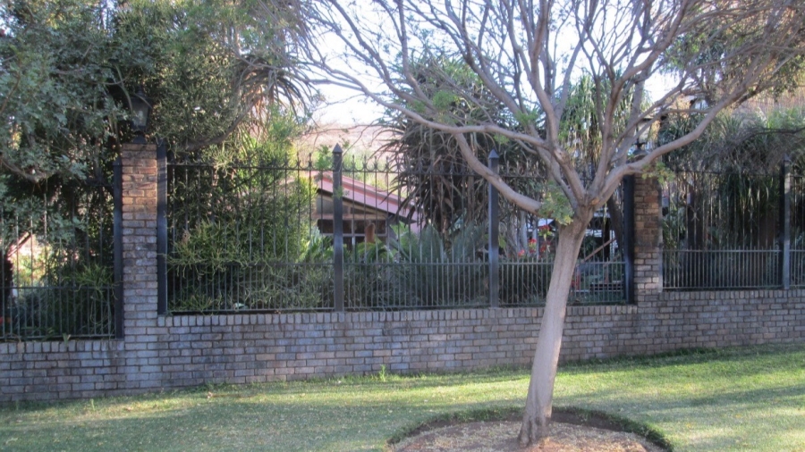 4 Bedroom Property for Sale in Pretoria North Gauteng