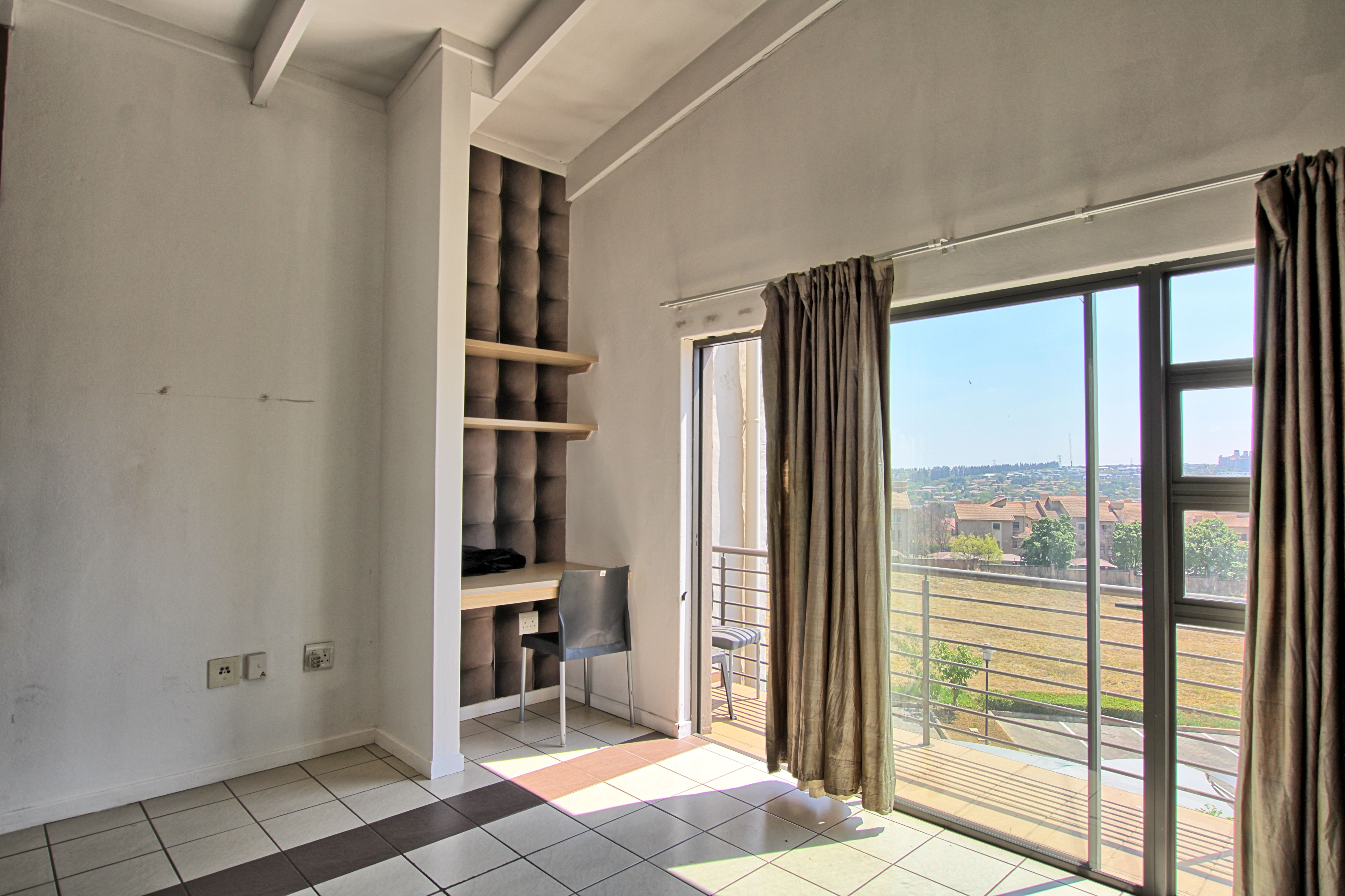 1 Bedroom Property for Sale in Dainfern Gauteng