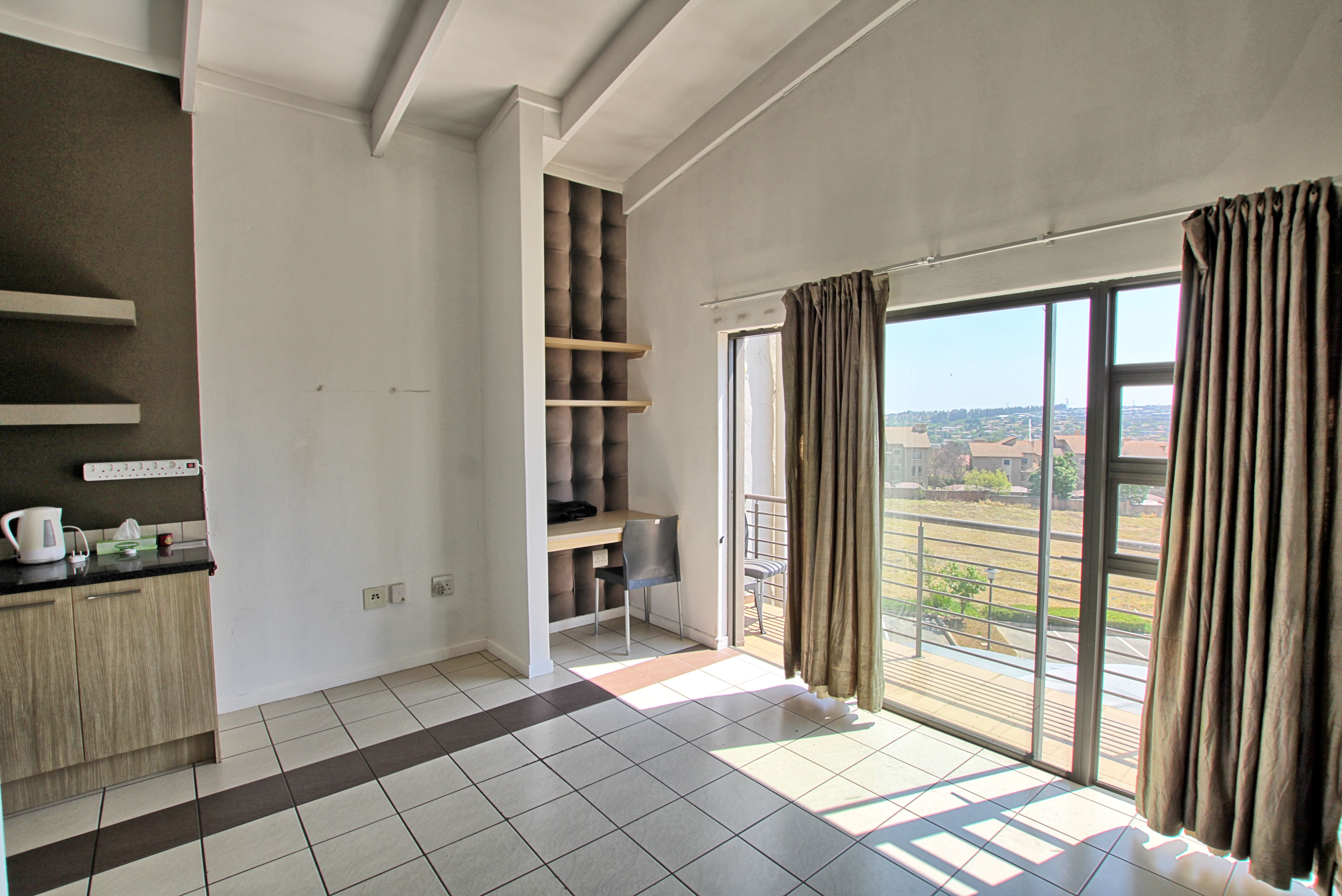 1 Bedroom Property for Sale in Dainfern Gauteng