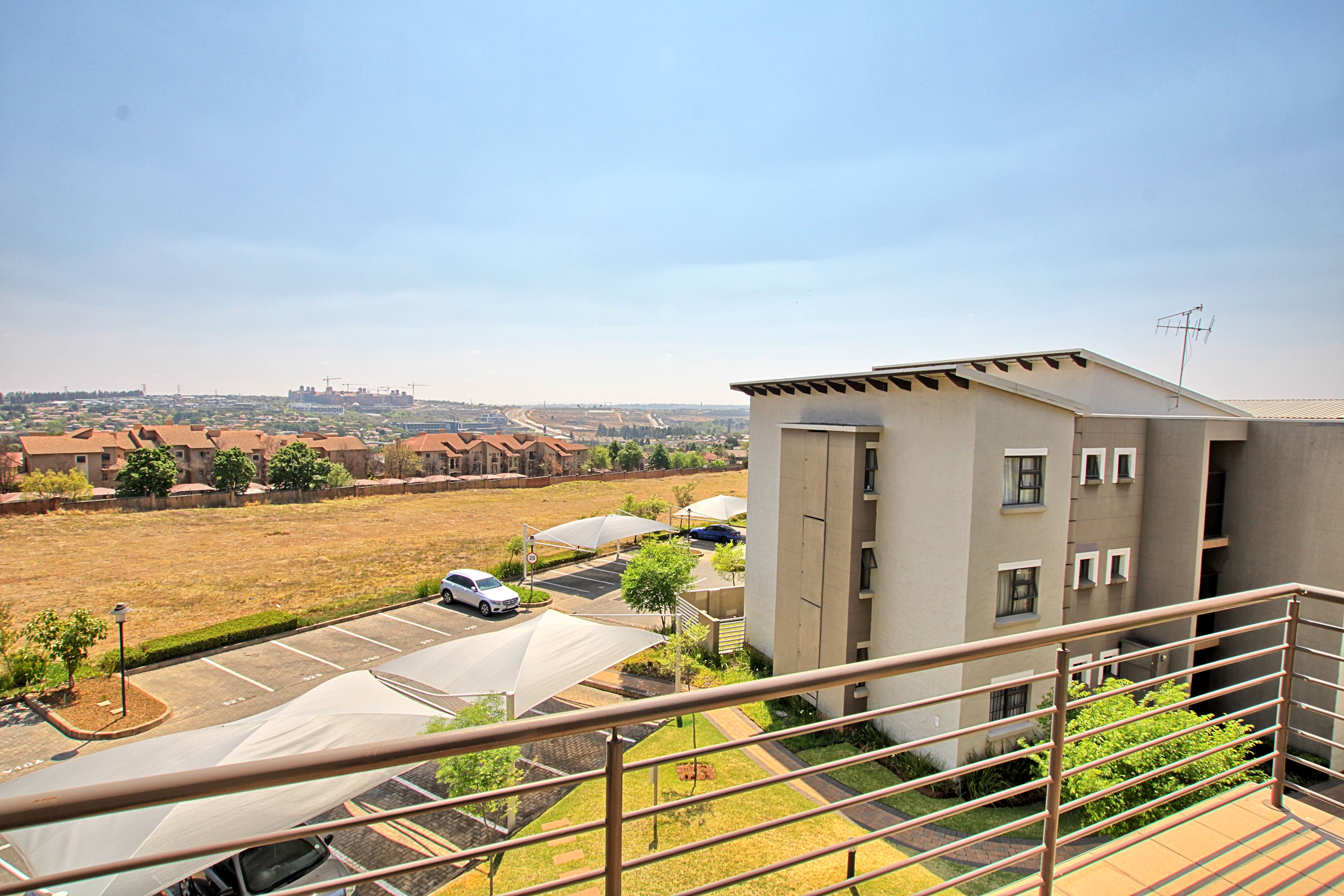 1 Bedroom Property for Sale in Dainfern Gauteng