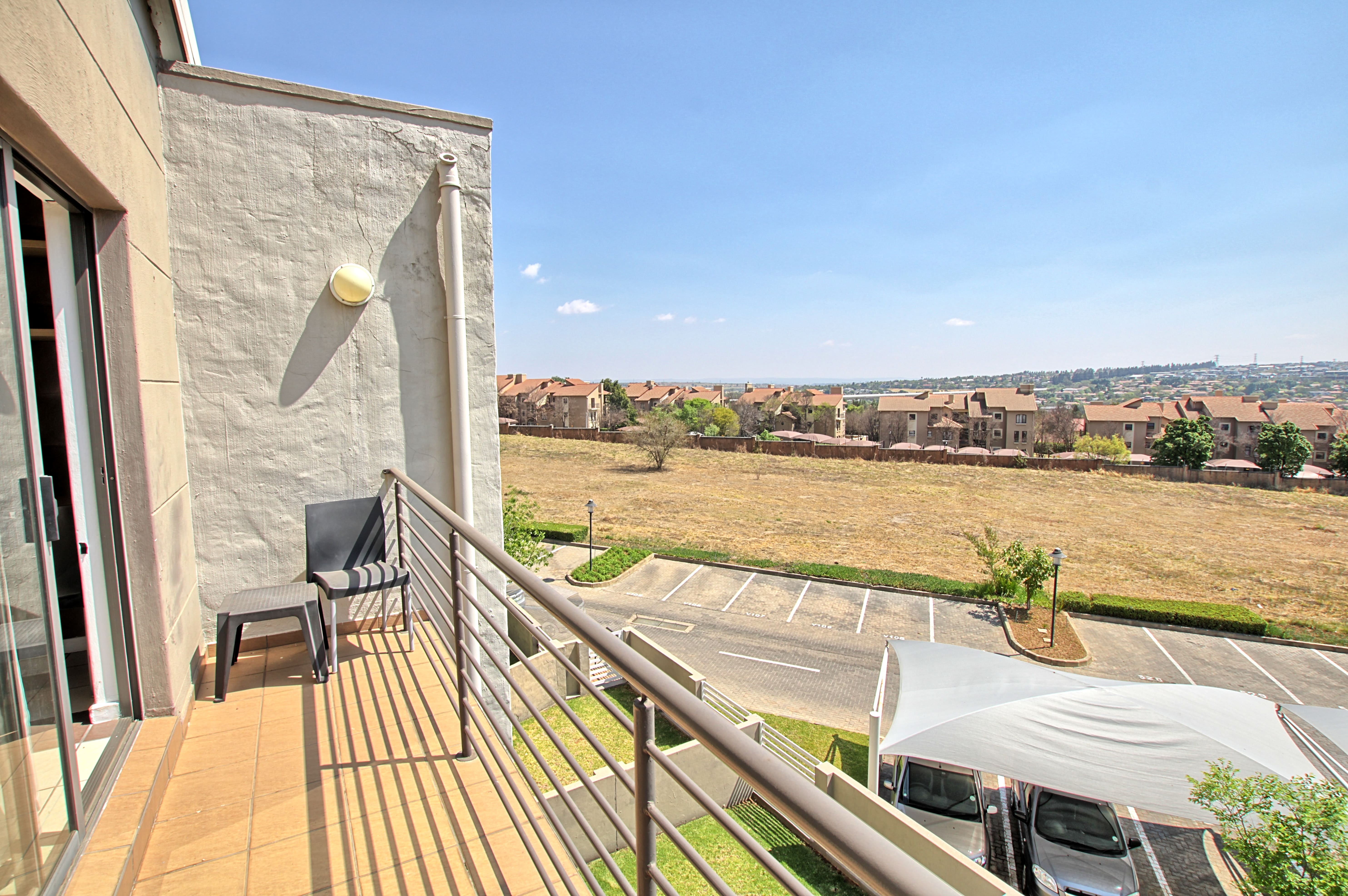 1 Bedroom Property for Sale in Dainfern Gauteng