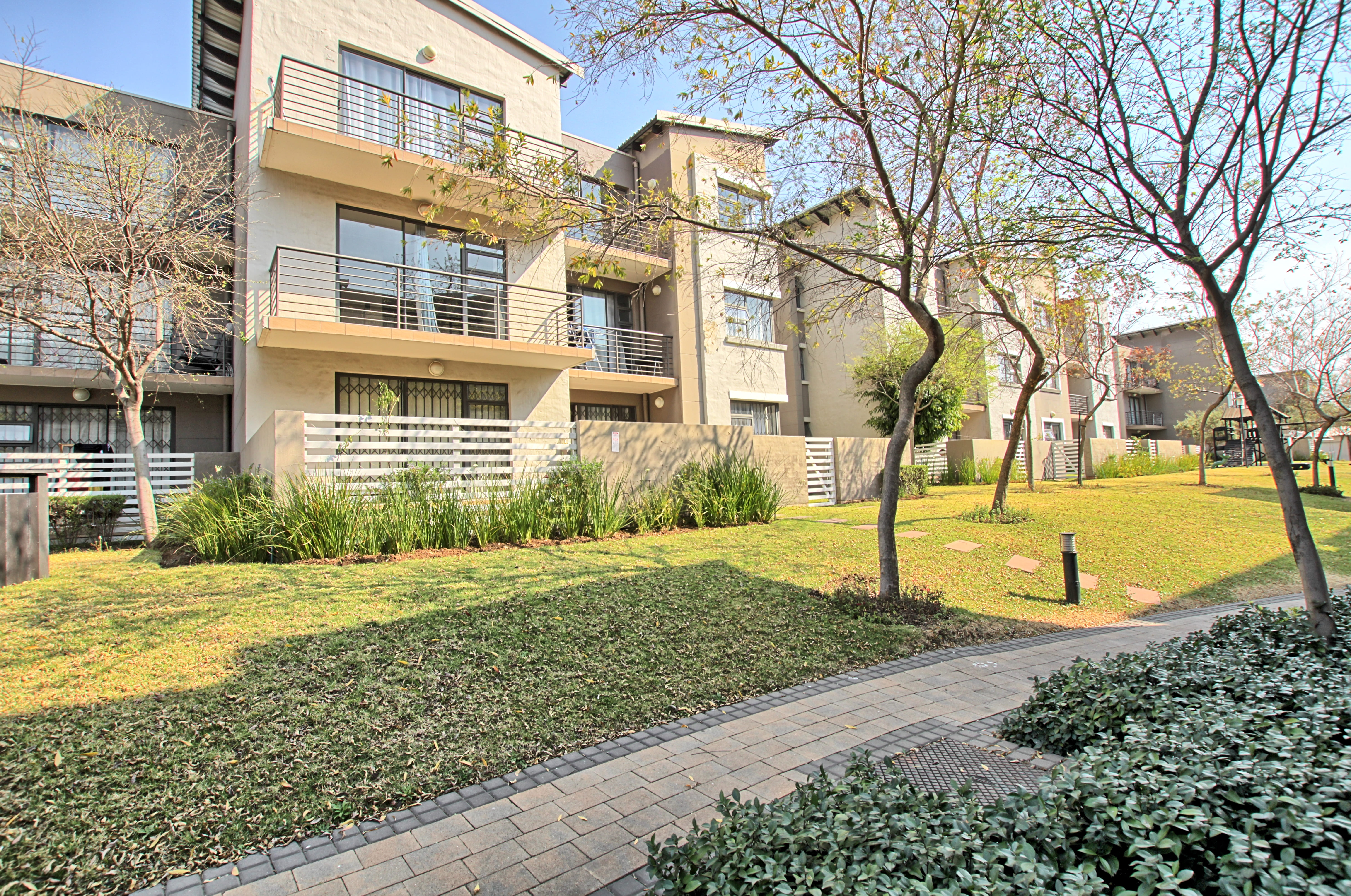 1 Bedroom Property for Sale in Dainfern Gauteng