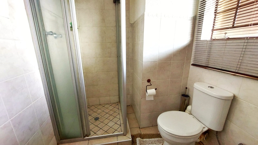 1 Bedroom Property for Sale in Halfway Gardens Gauteng