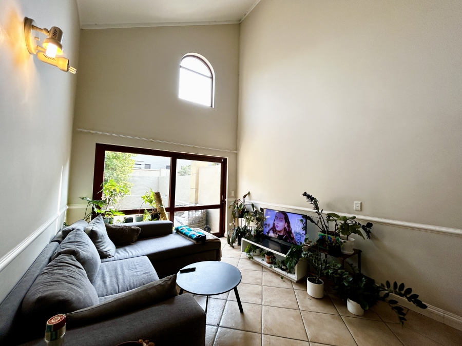 To Let 2 Bedroom Property for Rent in Sunninghill Gauteng