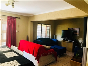 To Let 3 Bedroom Property for Rent in Sunninghill Gauteng