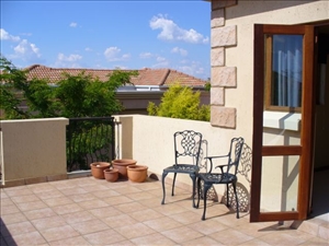 To Let 3 Bedroom Property for Rent in Sunninghill Gauteng