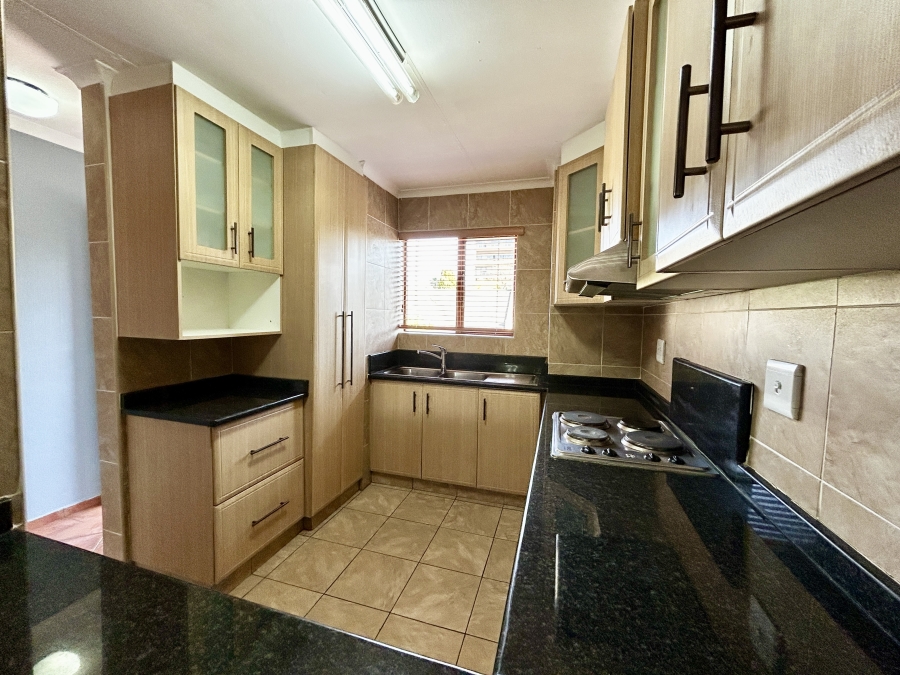 2 Bedroom Property for Sale in Sunninghill Gauteng