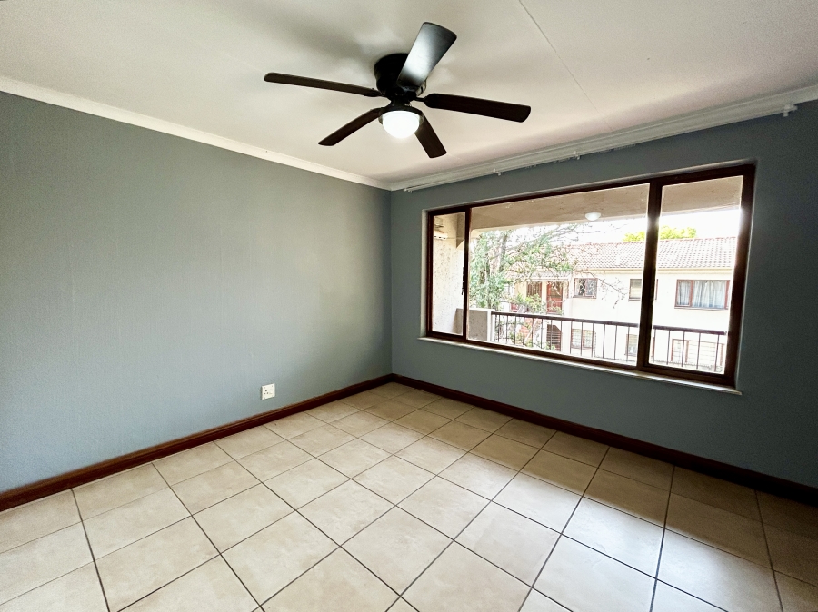 2 Bedroom Property for Sale in Sunninghill Gauteng