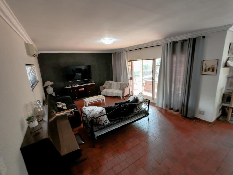 3 Bedroom Property for Sale in Eldoraigne Gauteng